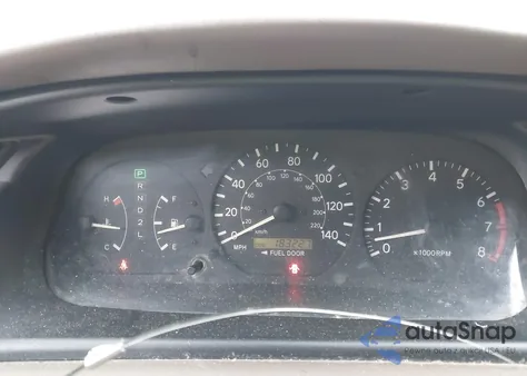 2000 Toyota Camry Le from USA, damaged, VIN 4T1BG22K6YU625601